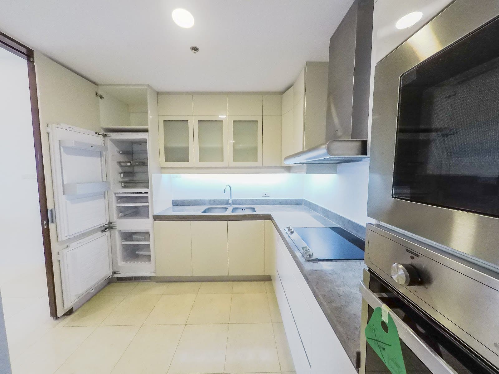2 bedroom condo for rent in Grand Hyatt Residences, BGC, photo 7