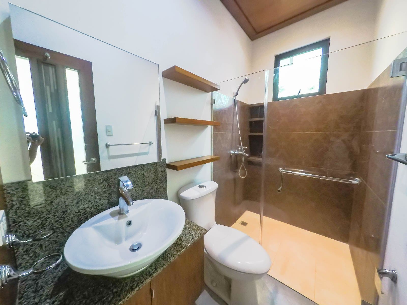 5 bedroom house for rent in McKinley Hill Village, Taguig, photo 8