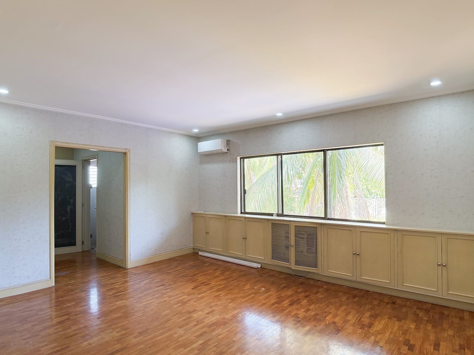7 bedroom house for rent in Forbes Park Village, Makati, photo 10