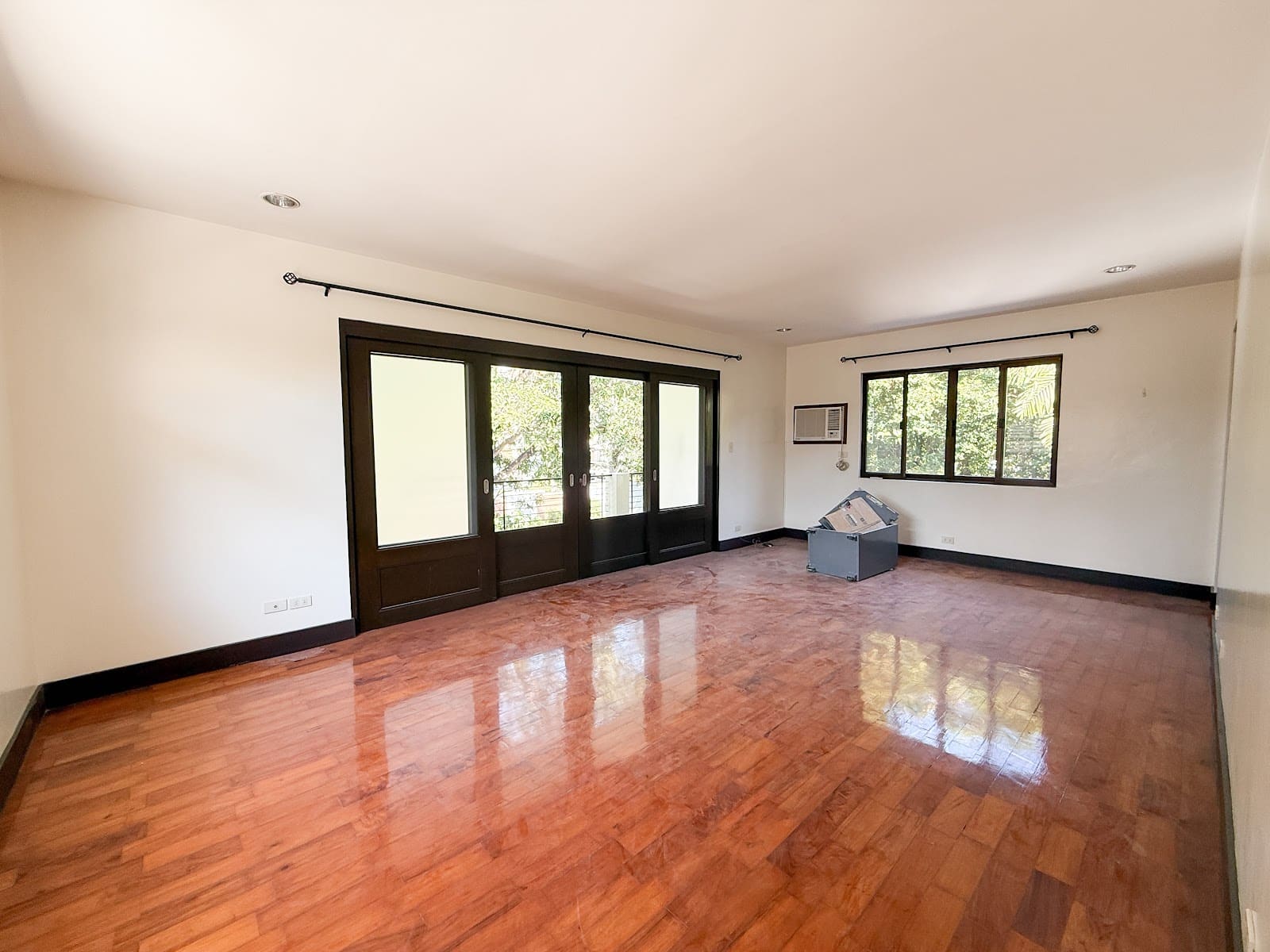 5 bedroom house for rent in Forbes Park Village, Makati, photo 11