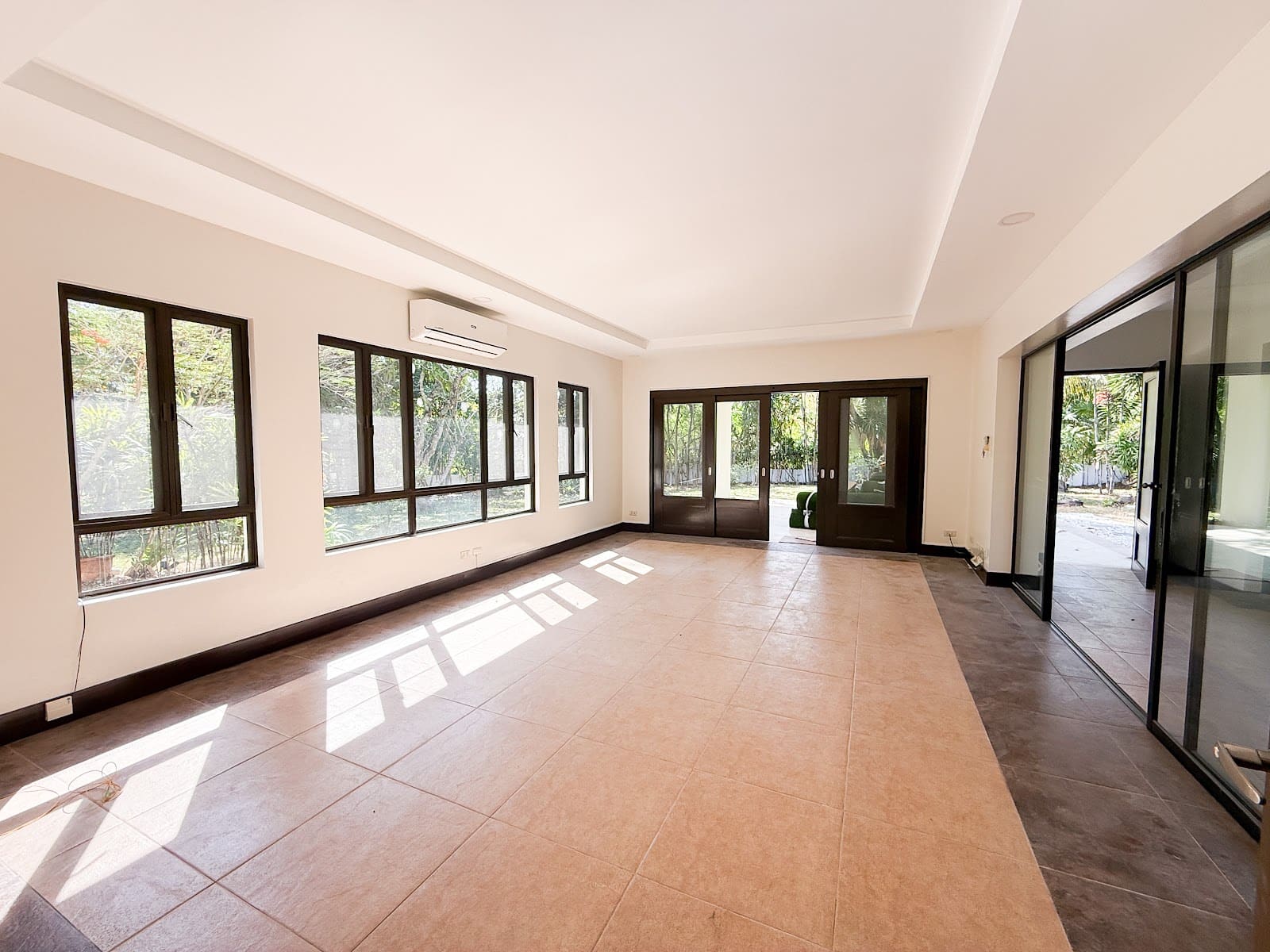 5 bedroom house for rent in Forbes Park Village, Makati, photo 5