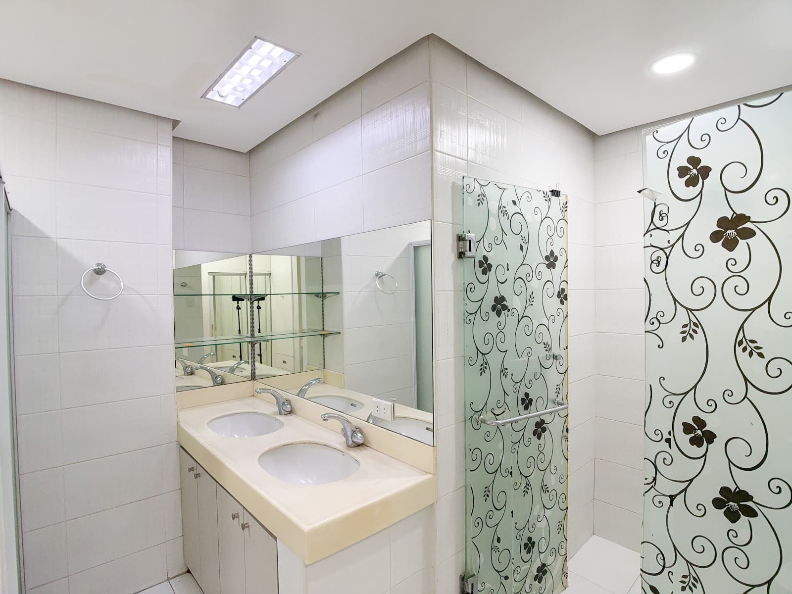 3 bedroom house for rent in San Lorenzo Village, Makati, photo 8