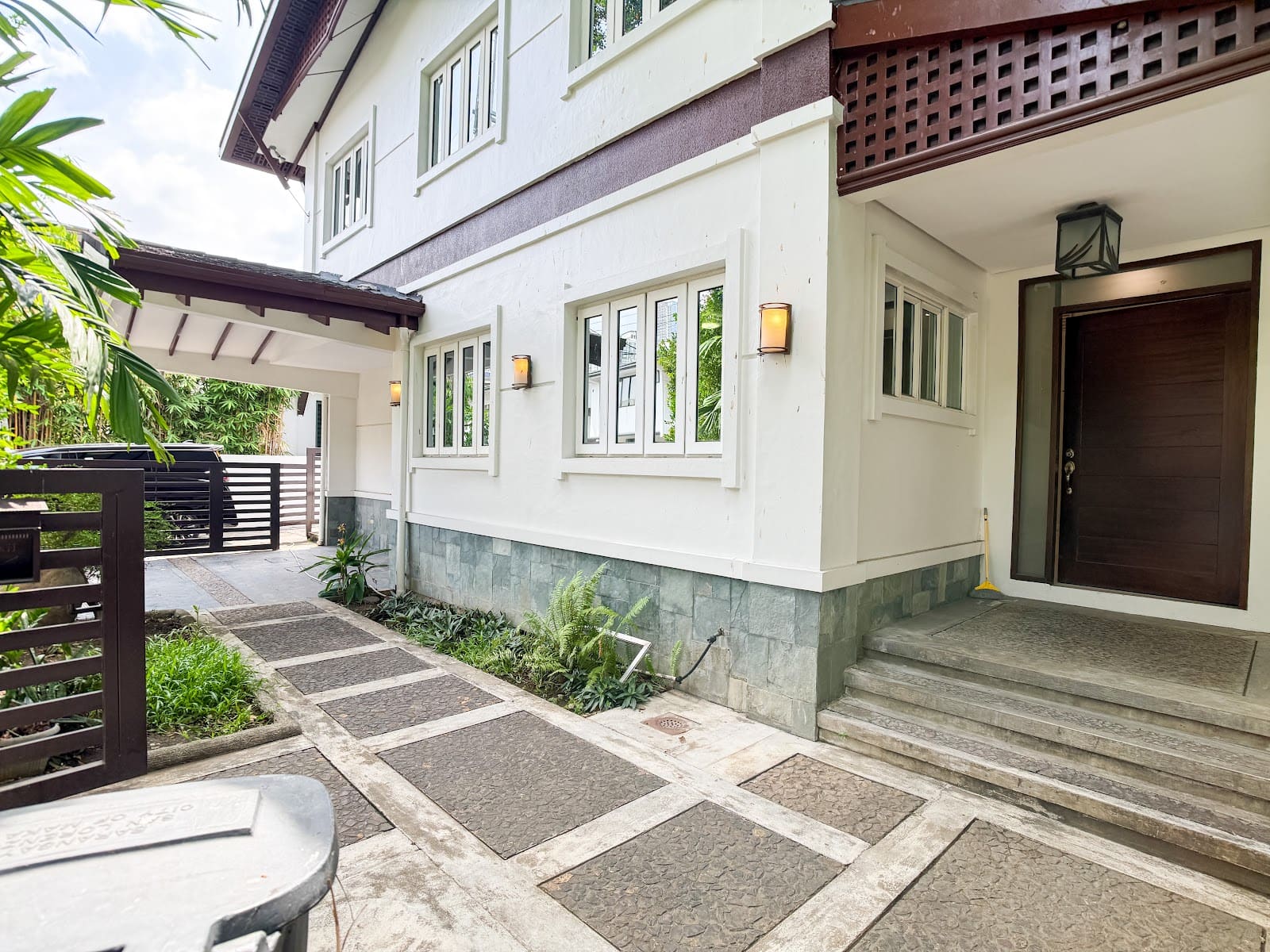 3 bedroom house for rent in San Lorenzo Village, Makati
