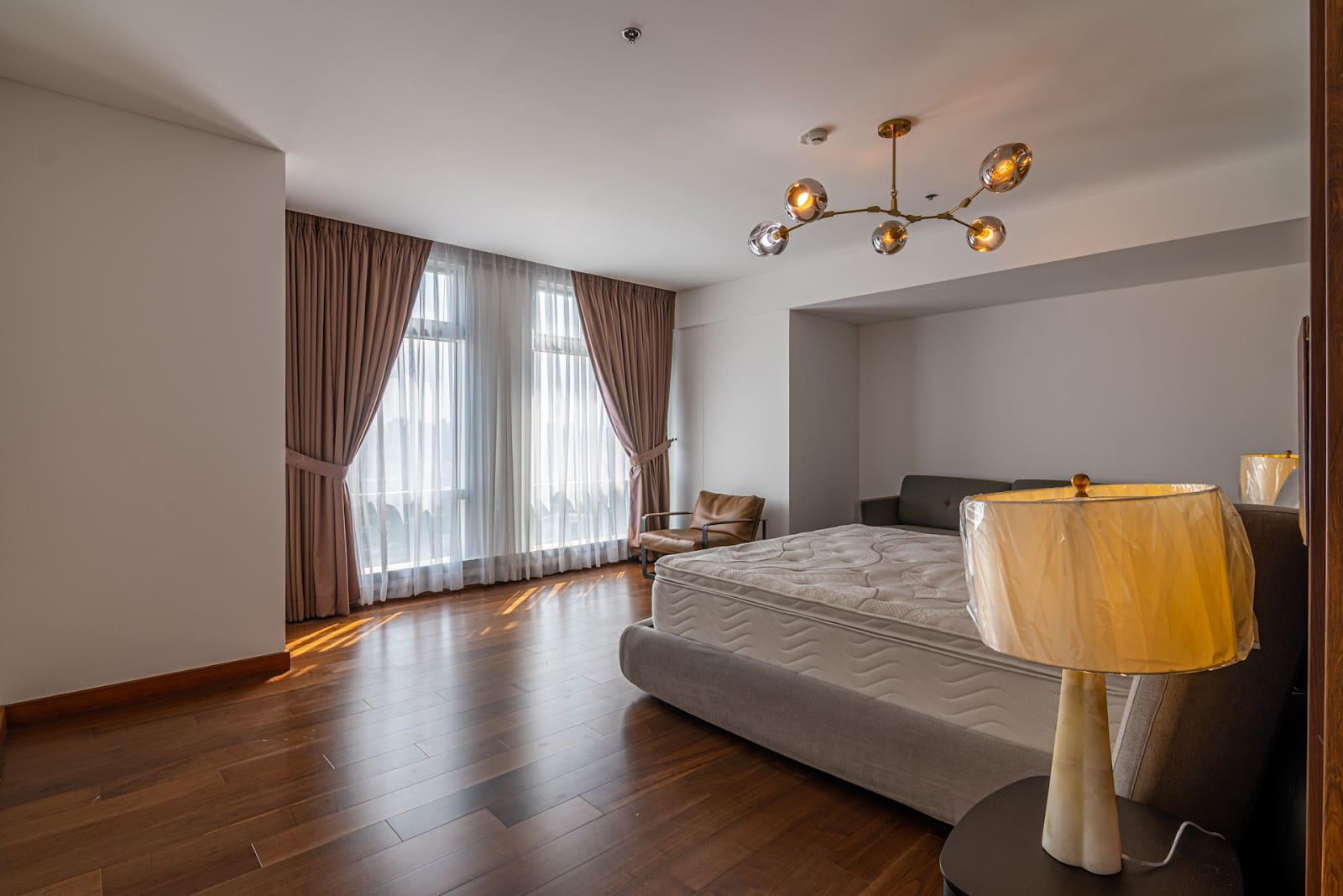 3 bedroom condo for rent in Two Roxas Triangle, Makati CBD, photo 11